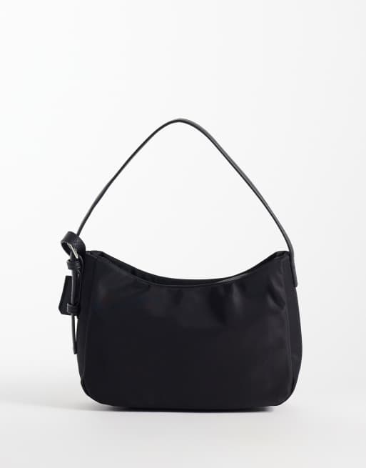 ASOS DESIGN Nylon-Umhängetasche mit abnehmbarem Schlüsselanhänger in Schwarz, 4 von 4