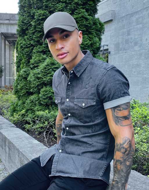 ASOS DESIGN – Obcisła jeansowa koszula w stylu kowbojskim w kolorze spranej czerni
