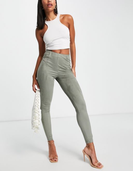 ASOS DESIGN – Obcisłe spodnie z imitacji zamszu w kolorze khaki z podwyższonym stanem