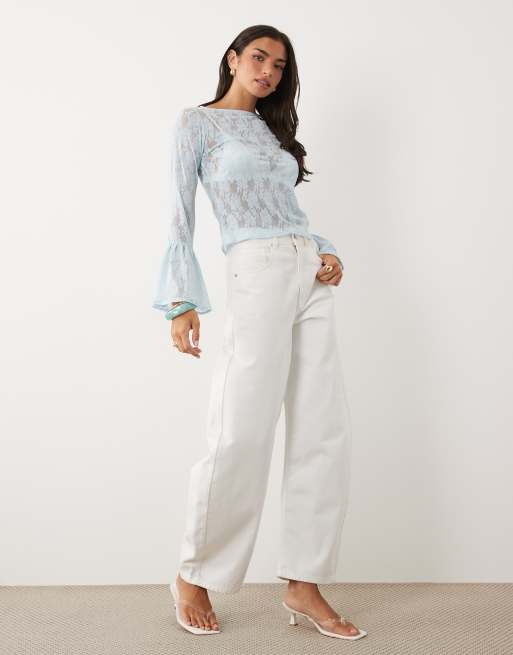 ASOS DESIGN – Oberteil aus durchscheinender Spitze in Blassrosa mit ausgestellten Bündchen, 2 von 4