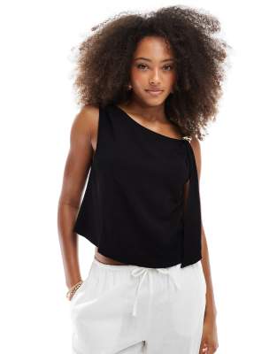 ASOS DESIGN - Oberteil aus Leinenmix in Schwarz mit Besatzdetail