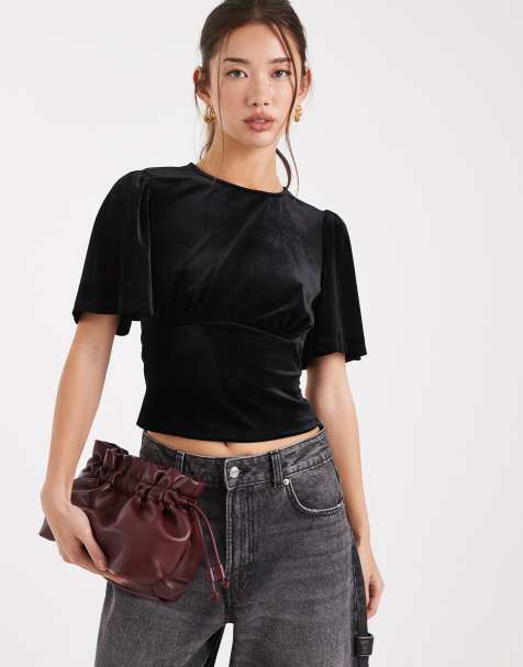 ASOS DESIGN – Oberteil aus Samt in Schwarz mit Puffärmeln und Bindedetail am Rücken - view 1