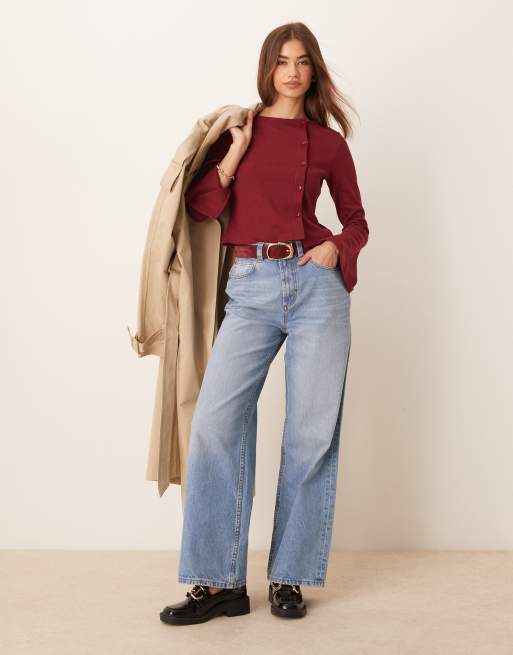 ASOS DESIGN – Oberteil in Burgunderrot mit Waffelstruktur und asymmetrischer Knopfleiste, 3 von 4