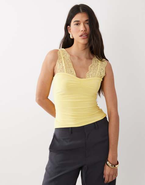 ASOS DESIGN – Oberteil in Gelb mit Spitzendetail - view 1
