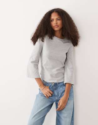 ASOS DESIGN - Oberteil in Grau mit U-Boot-Ausschnitt und Dreiviertelärmeln