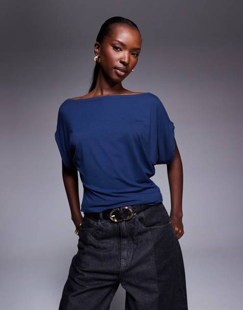 ASOS DESIGN – Oberteil in Marineblau mit kurzen Fledermausärmeln - view 1