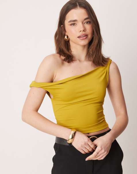 ASOS DESIGN – Oberteil in Olivgrün mit verdrehtem Träger - view 1