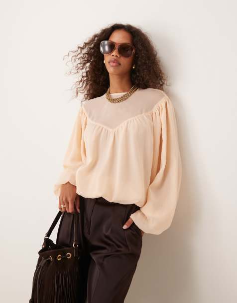 ASOS DESIGN – Oberteil in Pfirsich mit Ballonsaum und transparenter Passe - view 1