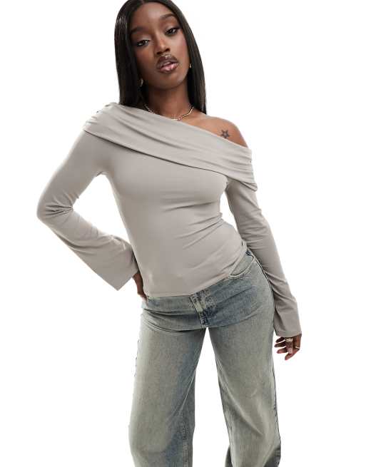 ASOS DESIGN – Oberteil in Pilzbraun mit One-Shoulder-Träger