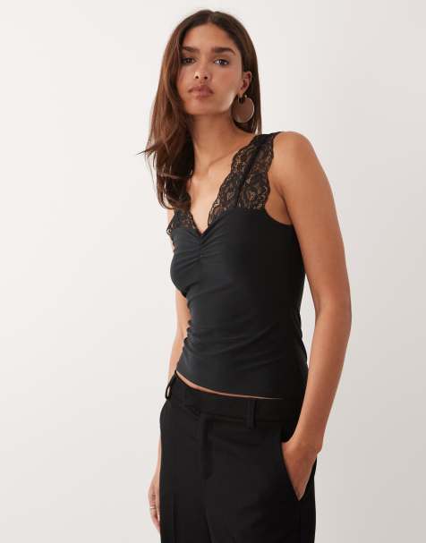 ASOS DESIGN – Oberteil in Schwarz mit Spitzendetail - view 1