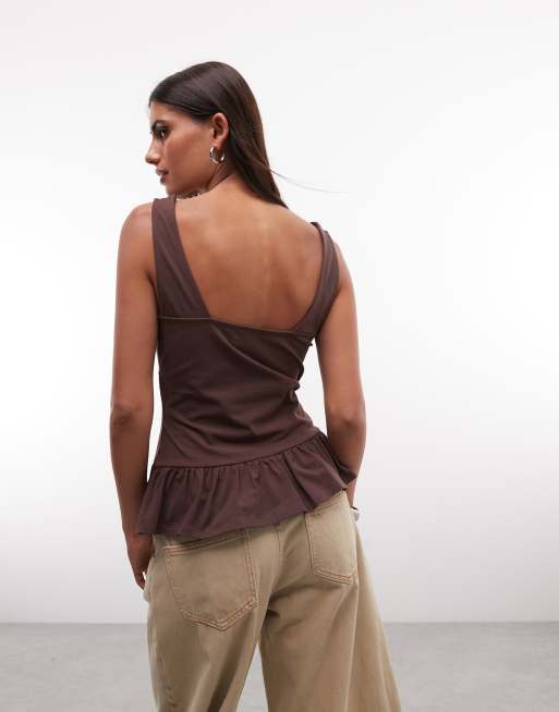 ASOS DESIGN Oberteil mit Nahtdetails und Schößchensaum in Schokobraun, 4 von 4