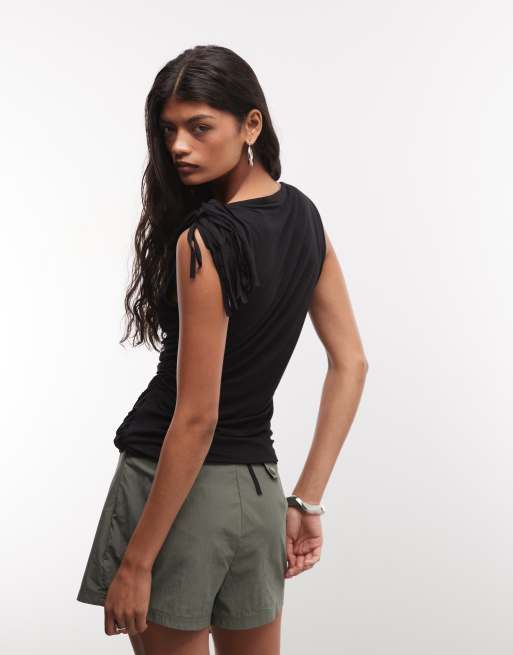 ASOS DESIGN Oberteil mit Raffung und Fransen in Schwarz, 4 von 4