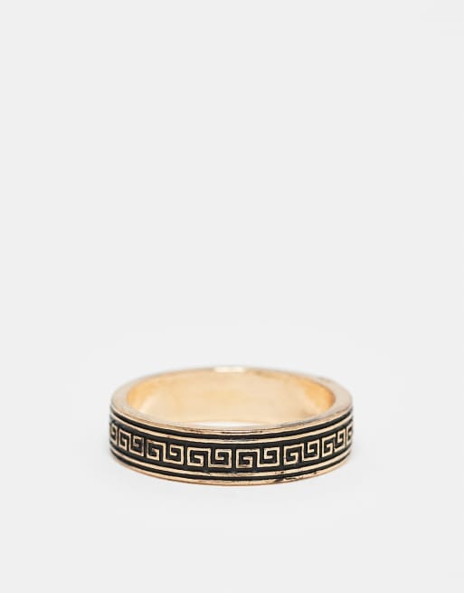 ASOS DESIGN – Obrączka w odcieniu złota z oksydowanym wzorem greckiej fali