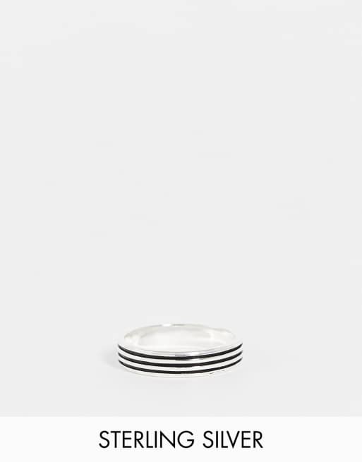 ASOS DESIGN – Obrączka ze srebra wysokiej próby z wytłoczonym wzorem w linie