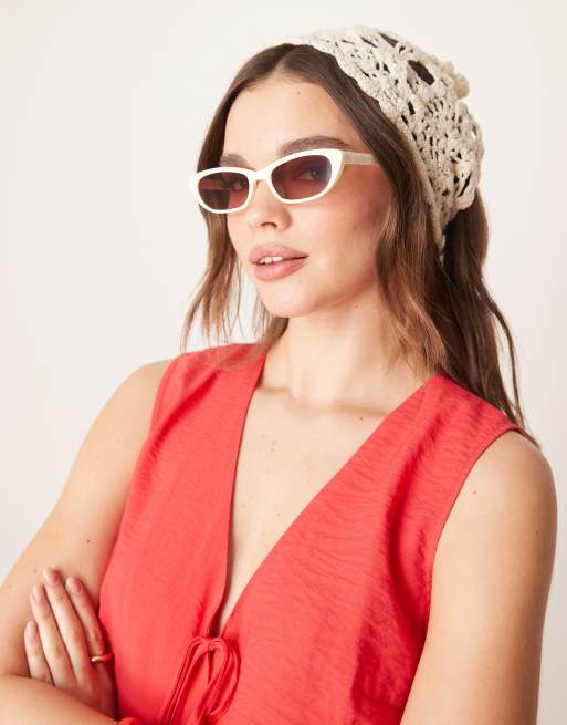 ASOS DESIGN - Occhiali da sole cat-eye stretti bianco lucido, 3 di 3