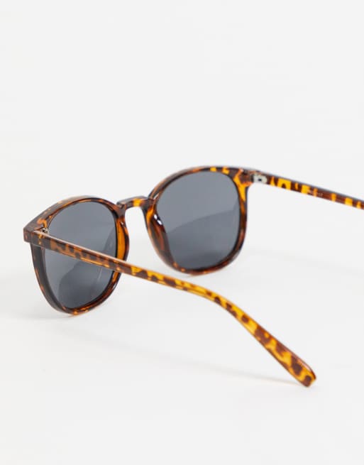 ASOS DESIGN - Occhiali da sole con montatura squadrata tartarugata e lenti fumé, 2 di 4