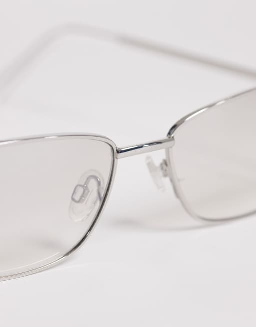 ASOS DESIGN - Occhiali da sole rettangolari in metallo argentato con lenti sfumate, 2 di 3