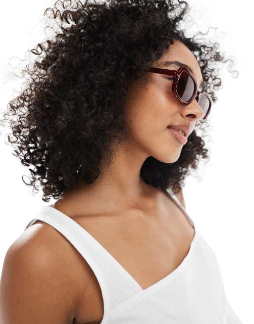 ASOS DESIGN - Occhiali da sole squadrati bordeaux con dettagli in metallo, 3 di 3