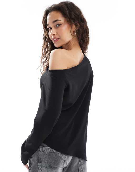 ASOS DESIGN off shoulder asymmetric top in black, 4 of 4