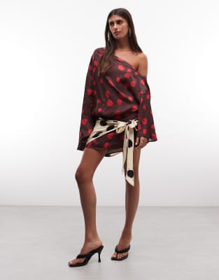 Statement Shoulder 2