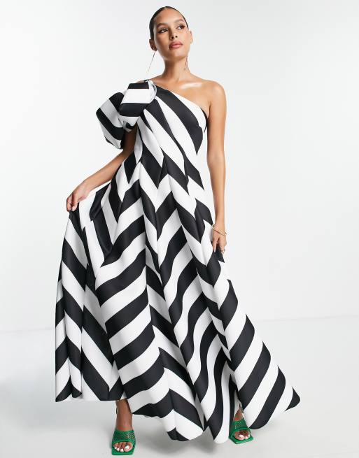 Striped off the 2024 shoulder maxi dress