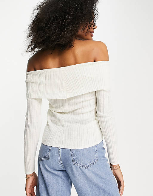 Jumpers & Cardigans off shoulder jumper with collar detail in cream 