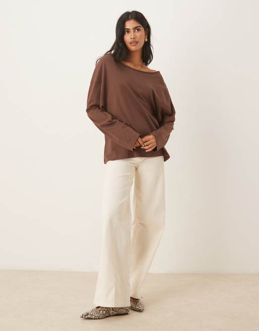 ASOS DESIGN off shoulder long sleeve tee in chocolate, 2 of 4