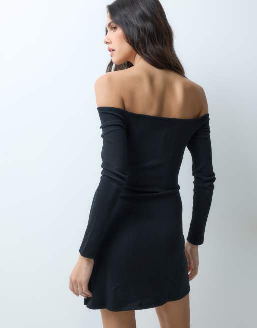ASOS DESIGN off shoulder rib midi dress in black, 4 of 5