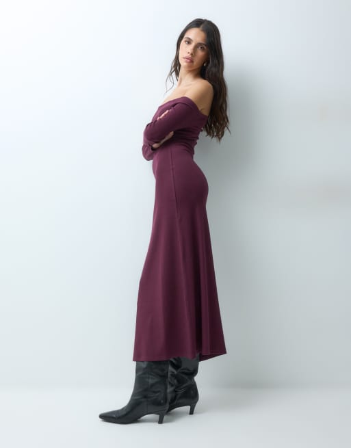 ASOS DESIGN off shoulder rib midi dress in burgundy, 3 of 5