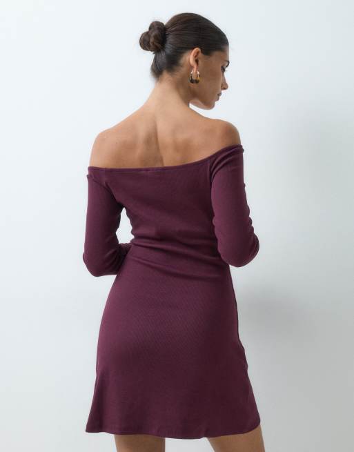 ASOS DESIGN off shoulder rib mini dress in burgundy, 4 of 5