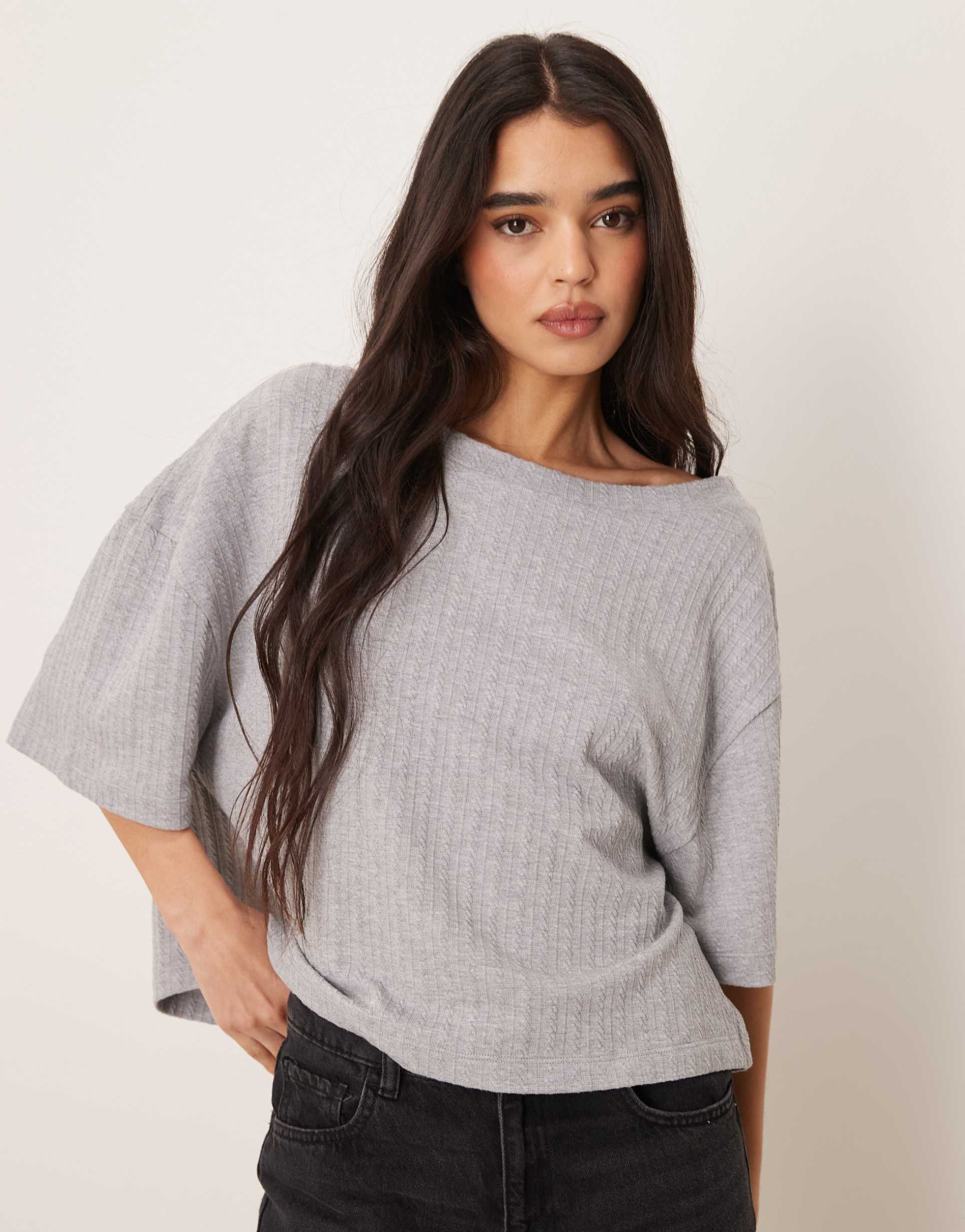 asos design off shoulder short sleeve t-shirt in gray cable knit jersey