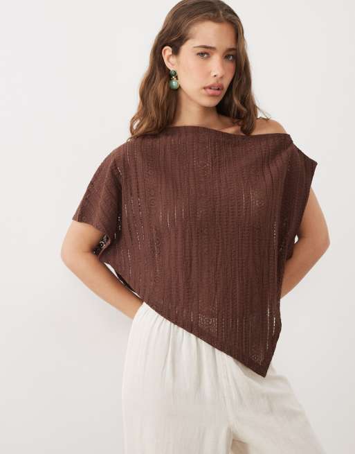 ASOS DESIGN off shoulder textured fabric cape in choclate, 2 of 4