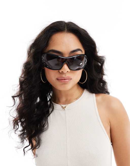 ASOS DESIGN – Okulary przeciwsłoneczne oversize typu visor z ozdobnymi zausznikami, 4 z 4