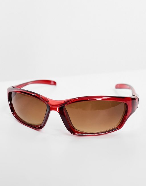 ASOS DESIGN – Okulary przeciwsłoneczne racer z czerwonymi oprawkami i przyciemnionymi szkłami