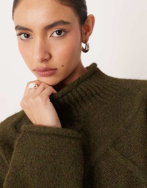 ASOS DESIGN - Olivengrøn kabelstrikket trøje med høj hals i firkantet pasform, 2 af 4
