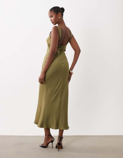 ASOS DESIGN - Olivengrøn midaxikjole i skråtskåret satin, 4 af 4