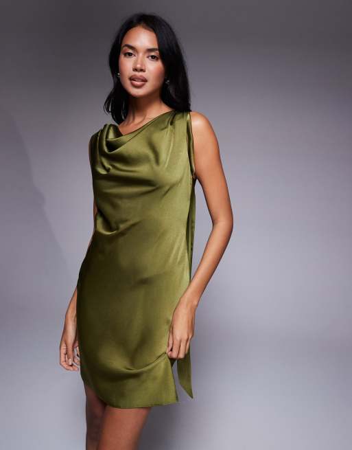 ASOS DESIGN - Olivengrøn minikjole i satin med draperet halsudskæring og lange bindebånd samt slids, 4 af 4