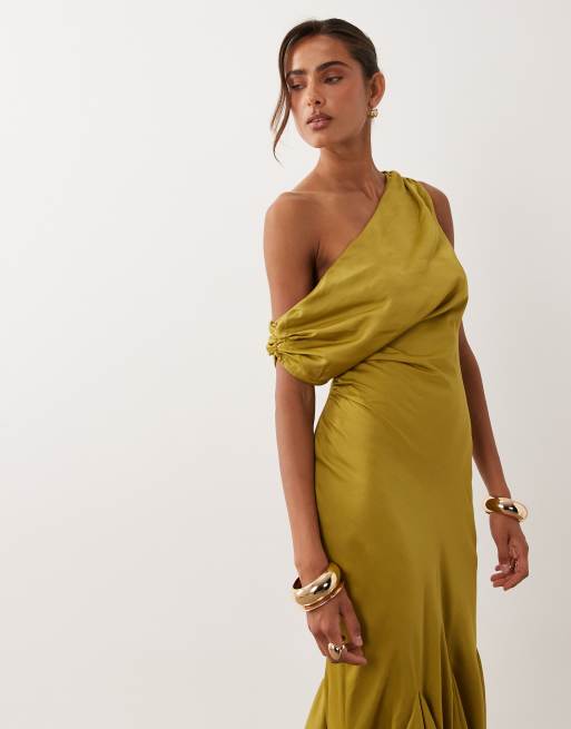 ASOS DESIGN - Olivengrøn offshoulder-midaxikjole med asymmetrisk kileskørt, 2 af 4