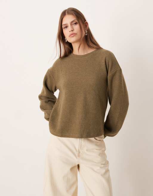 ASOS DESIGN - Olivengrøn, superblød og børstet top med indsyning og detalje med D-formet ring, 4 af 4
