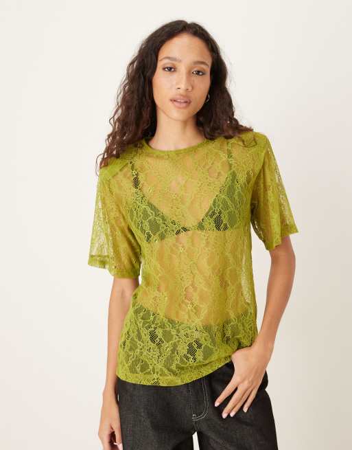 ASOS DESIGN - Olivengrøn T-shirt med skulderpuder i gennemsigtigt blondestof i firkantet pasform