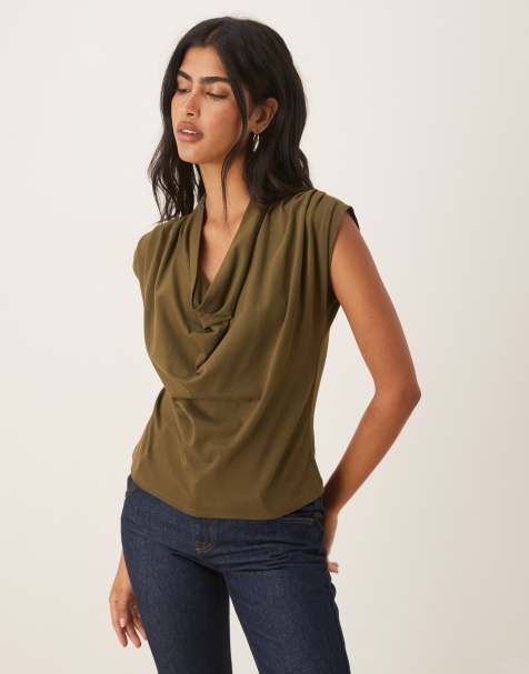 ASOS DESIGN - Olivengrøn T-shirt med vandfaldsudskæring og draperinger - view 1