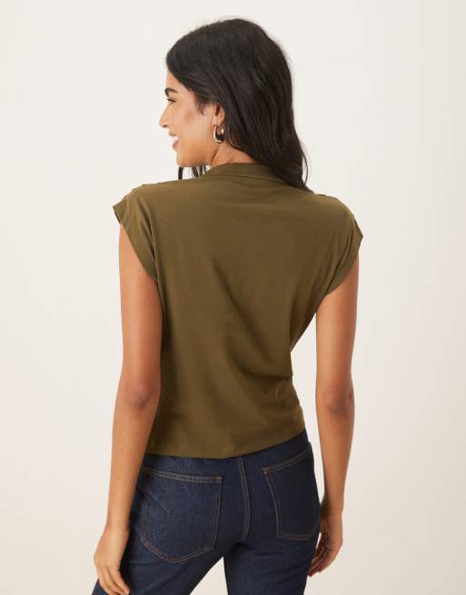 ASOS DESIGN - Olivengrøn T-shirt med vandfaldsudskæring og draperinger, 3 af 4