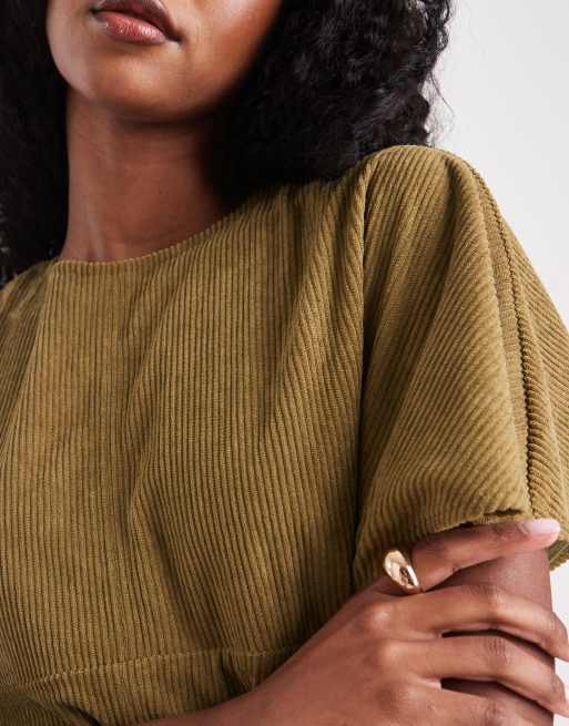 ASOS DESIGN - Olivengrøn T-shirt-minikjole med sømdetaljer i fløjl, 2 af 4
