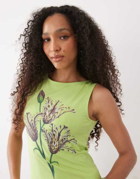 ASOS DESIGN - Olivengrøn top med smal halsudskæring og blomstergrafik - view 1