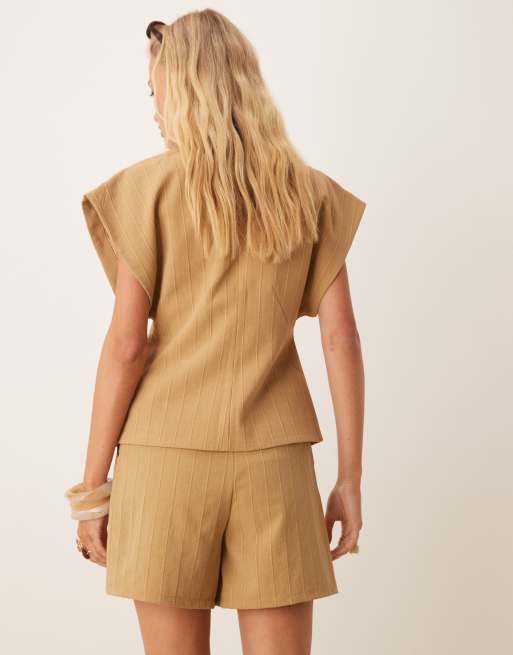 ASOS DESIGN - Olivengrønne skræddersyede shorts med bælte og striber - Del af sæt , 4 af 5
