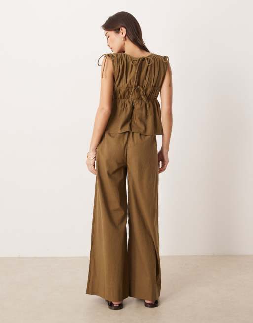 ASOS DESIGN - Olivengrønt jumpsuit i to lag med rynkedetalje over  brystet, 4 af 4