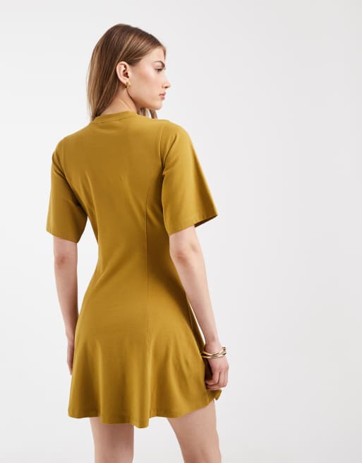 ASOS DESIGN – Olivgrön miniklänning med markerad midja och dekorativ söm, 4 av 4