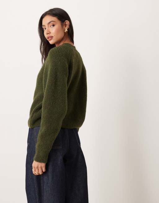 ASOS DESIGN – Olivgrön, ribbstickad kofta i fiskarstil med raglandetalj, 2 av 4