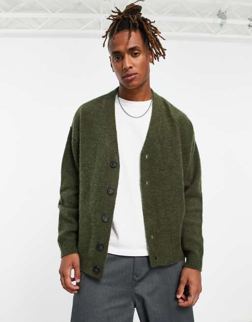 ASOS DESIGN – Olivgrön, stickad och fluffig kofta