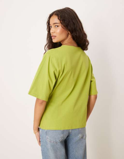 ASOS DESIGN – Olivgrön t-shirt med knytband i sidan, 4 av 4